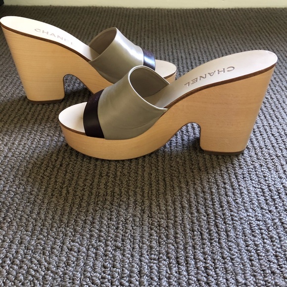 Chanel chunky heel mules - Picture 8 of 12